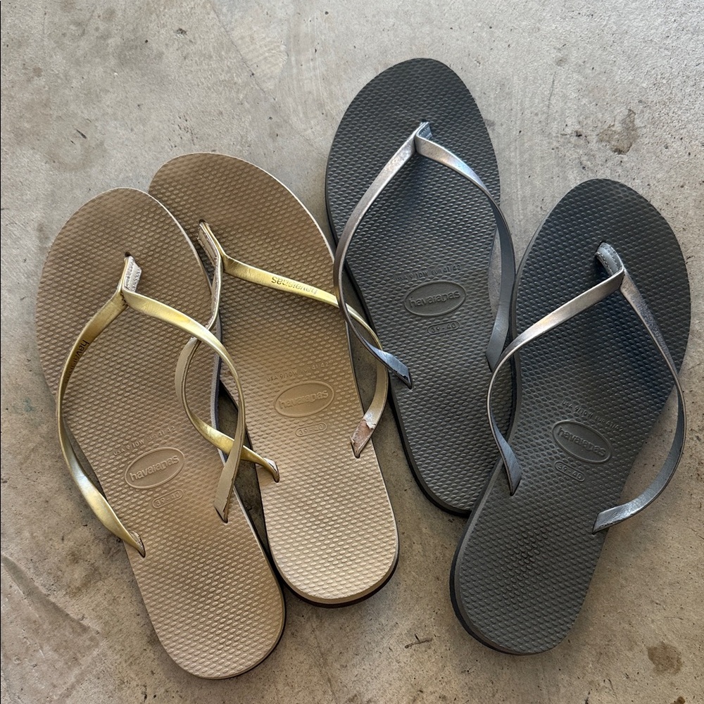 Havaianas Sandals in Gold and Silver